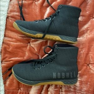 Used Black Hightop Nobull’s 7.5
